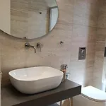 Geia *